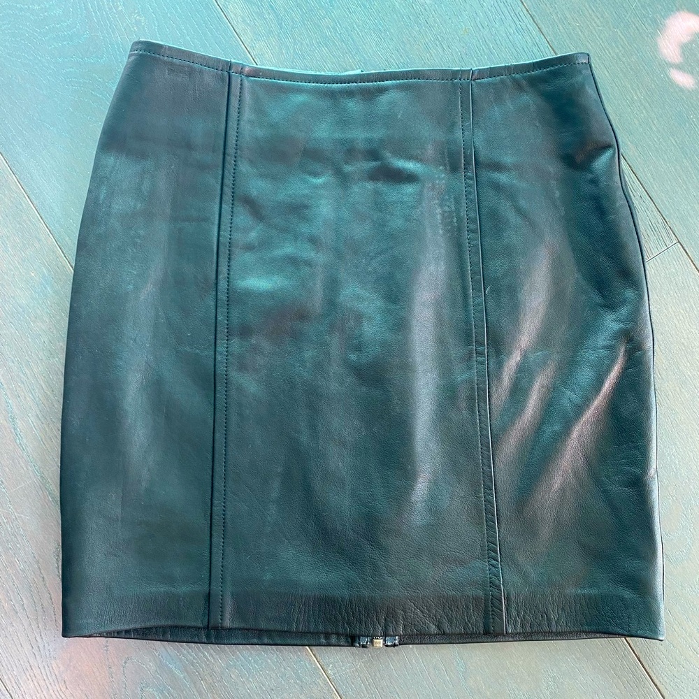 Museum leather mini skirt